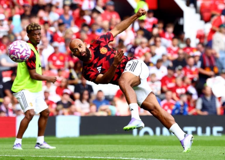 Bryan Mbeumo during Manchester United warm-up
